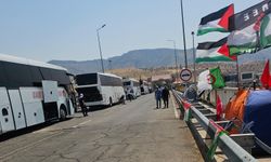 350 Aktivist Irak Sınırında Bekliyor, “Geri Dönmeyeceğiz”