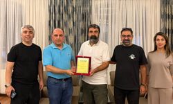 USİAD’dan Gazeteciliğe ve Şırnak’a hizmete plaketli takdir