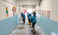Denetimli serbestlik yükümlüleri okulları temizledi