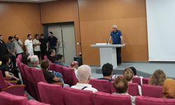 Akademisyenlere dijital podyum eğitimi