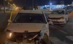Nusaybin'de iki otomobil çarpıştı: 3 yaralı