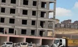 6 katlı bina inşaatından düşen işçi hayatını kaybetti