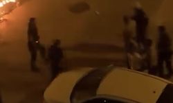 Sokak ortasında motosikletini ateşe verdi