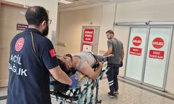 Kontrolden çıkan otomobil istinat duvarına çarptı 1 yaralı