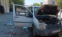 Park halindeki araçta yangın