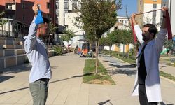 Parklar sağlık sahnesine dönüştü
