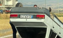 Otomobil takla attı 1 yaralı