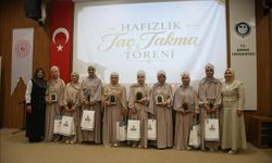 Şırnak’ta Hafız Öğrenciler Taçlarını Giydi
