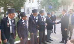 İdil’de Kıbrıs Gazileri makamda ağırlandı