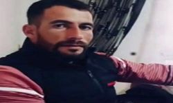 Otomobil yayalara çarptı 1 ölü, 1 yaralı