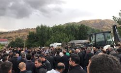 Asansör kazasında hayatını kaybeden öğrenci gözyaşlarıyla toprağa verildi