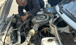 Siirt’te seyir hakindeki araç yandı