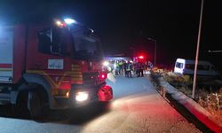 Van'da iki servis minibüsü çarpıştı, 8 yaralı