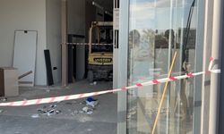 Mermer blok işçilerin üzerine devrildi, 1 ölü, 1 ağır yaralı