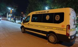 Parkta bıçaklı kavgada 1 kişi yaralandı