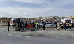 MHP Konvoyu Kaza Yaptı, 1 Ölü, 7 Yaralı
