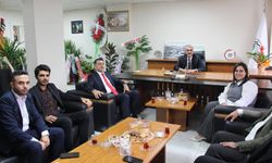 AK Parti başkanlarından Baro Başkanı Tatar’a Ziyaret