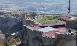 940 yıllık cami, restorasyonun ardından ibadete açıldı