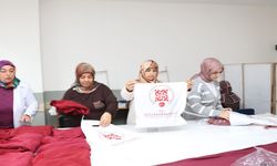 Kursiyerlerin diktiği pijama ve eşofmanlar ihtiyaç sahiplerine ulaştırılıyor
