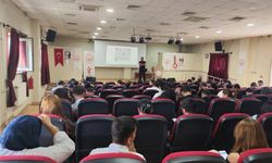 Cizre’de gençlere aile ve evlilik eğitimi veriliyor