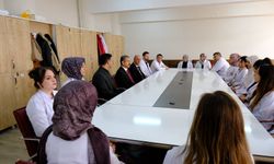 Vali Ekici, Öğretmen ve Öğrencilerle Buluştu