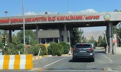 Şırnak uçağı zorunlu iniş yaptı