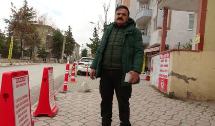 "Mülküm" diyerek kaldırımı dubalarla kapattı