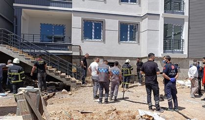İnşaatta doğalgaz hattı alev aldı