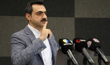 Sağlıkta yapay zeka tehdidi, " Algoritmalara bakarak ilaç kullanmayın"