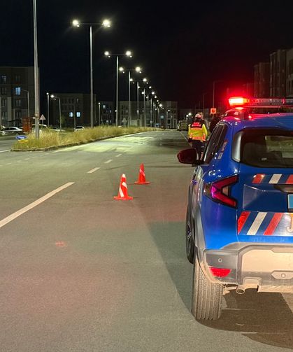 Halk otobüsü ile otomobil çarpıştı: 2 ölü, 5 yaralı