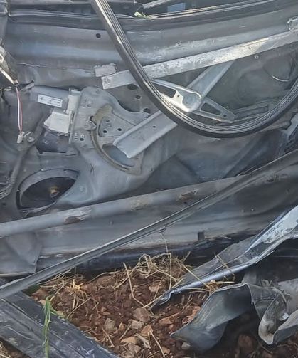 Kontrolden çıkan araç devrildi, 5 yaralı