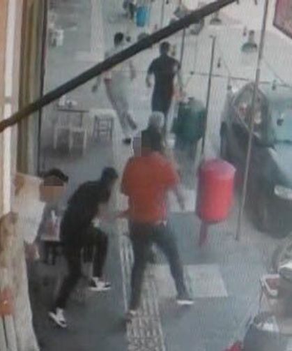 Kebapçıda silahlı ve bıçaklı kavga: 1 yaralı
