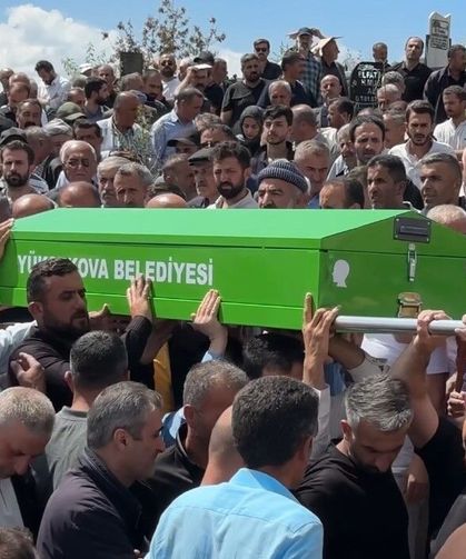Hakkari'de kazada hayatını kaybedenler toprağa verildi