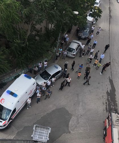 Siirt'te yangın, 3 kişi dumandan etkilendi