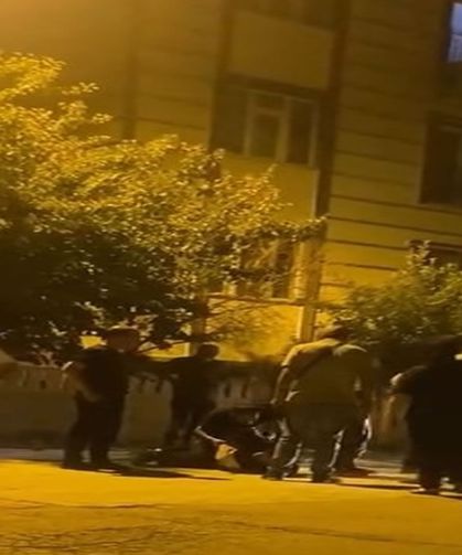 Husumetli aileler arasında silahlı kavga, 2 yaralı