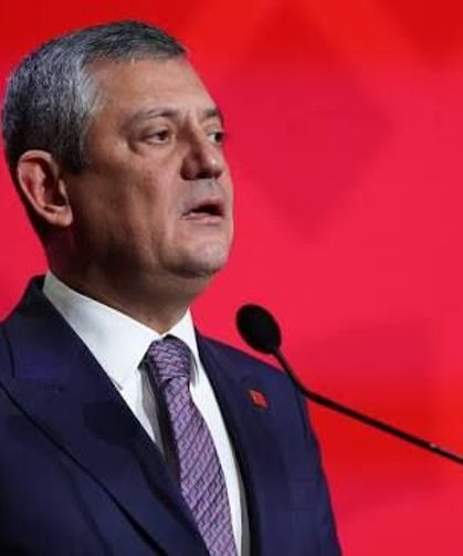 Özgür Özel'den Dikkat Çeken Çıkış: 'Yeni Parti' Geliyor
