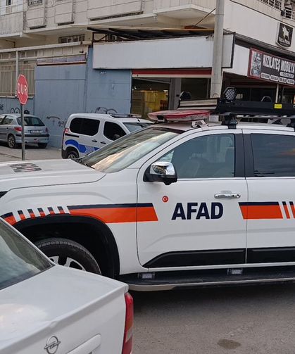 Lavabo açıcı bomba gibi patladı: 6 yaralı