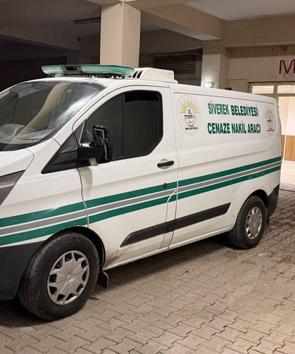 Yüksekten düşen genç kadın hayatını kaybetti