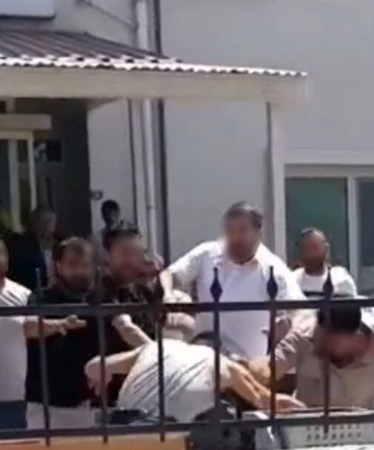 Kavgada ağır yaralanan genç yaşam mücadelesini kaybetti