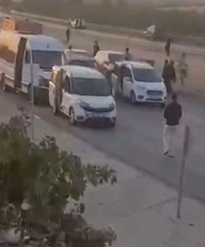 3 kişinin hayatını kaybettiği kara yolunda eylem