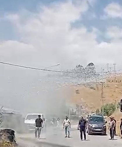 Saman balyaları alevlere teslim oldu