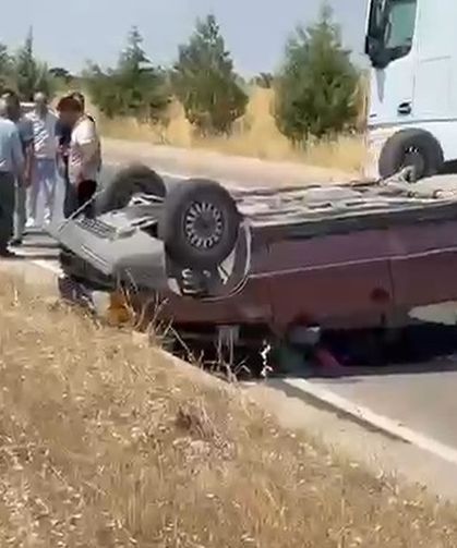 Otomobil takla attı 2 kişi yaralandı