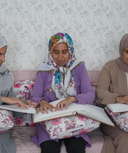 Görme engelli 3 kardeş azimle üniversiteyi kazandı