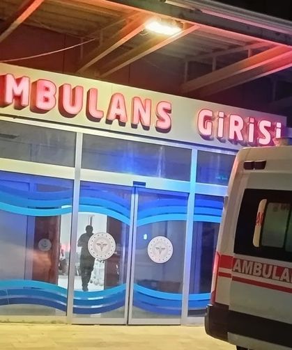 Hafif ticari araç yayaya çarptı 1 ağır yaralı
