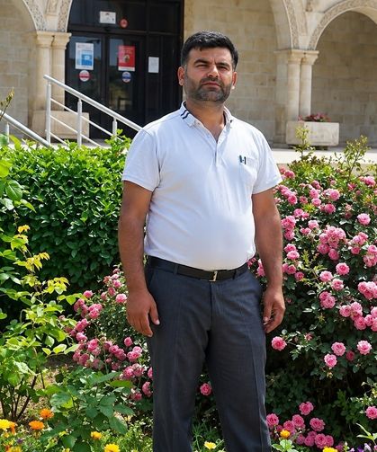 Devrilen tırın sürücüsü hayatını kaybetti
