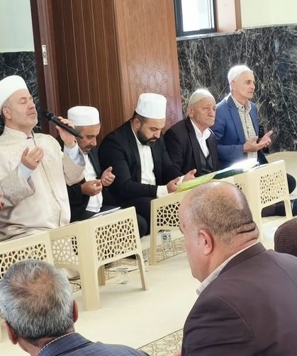 Vefat eden din görevlileri anıldı