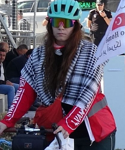 Çocuklar için pedal çeviren Minab Kervanı Van'a ulaştı