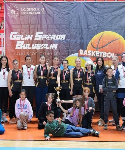 Kurumlar arası voleybol turnuvası sona erdi
