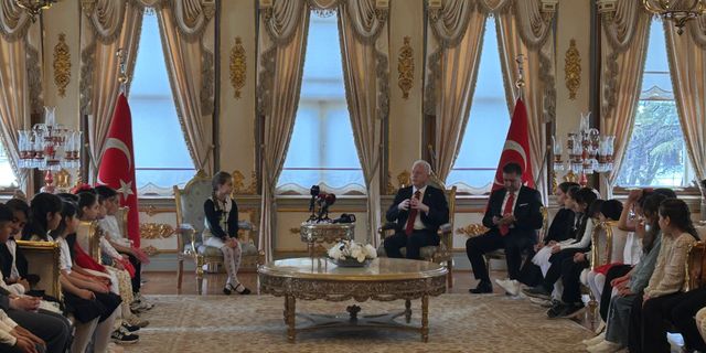 Şırnaklı Minik Öğrenci İstanbul Valilik Koltuğunda