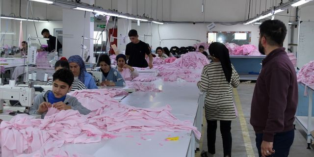 Göç Etti, Geri Döndü, Köyde Kurduğu Atölye ile 90 Kişiye İş Sağladı